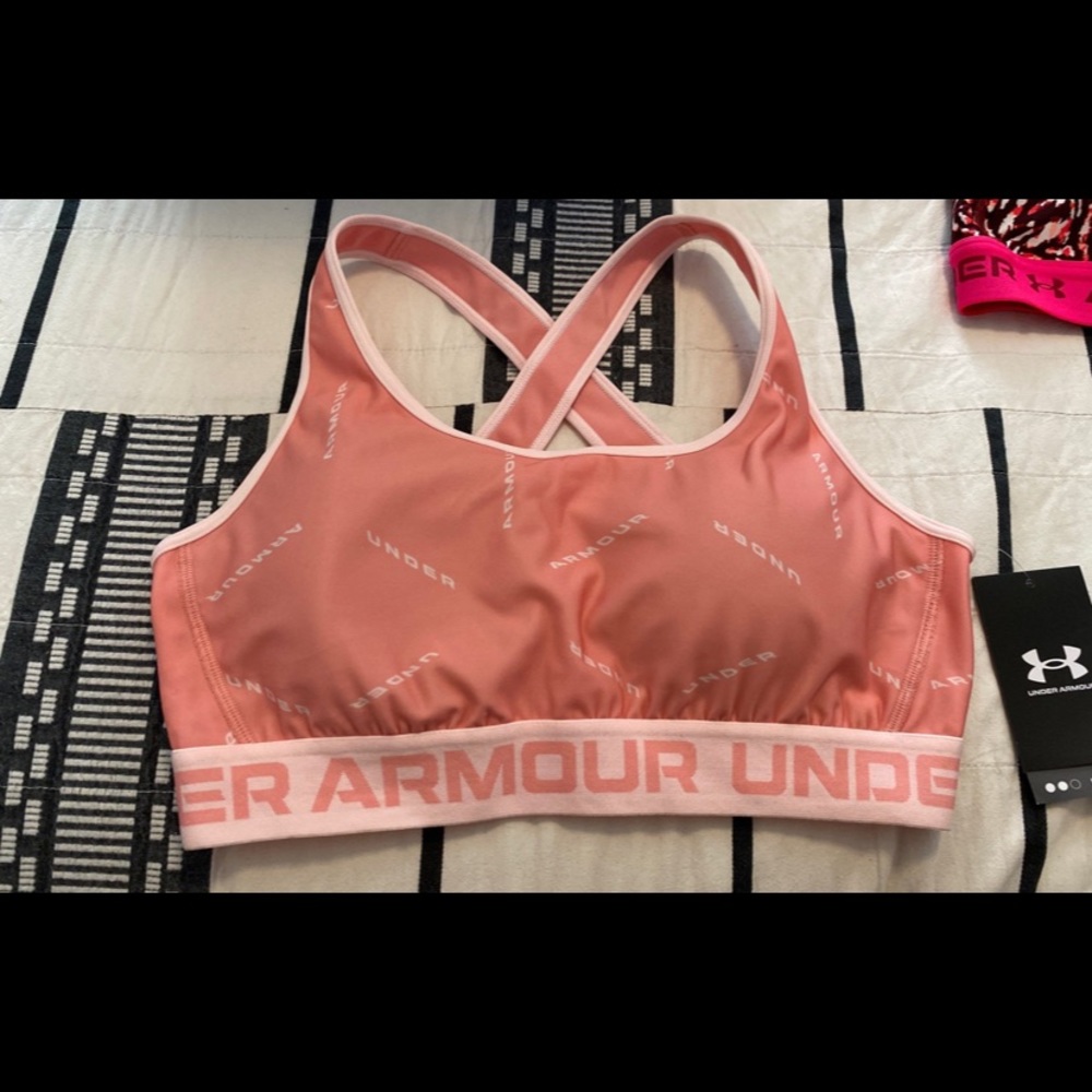 Under Armour sports bra Coral color cross back mid printed